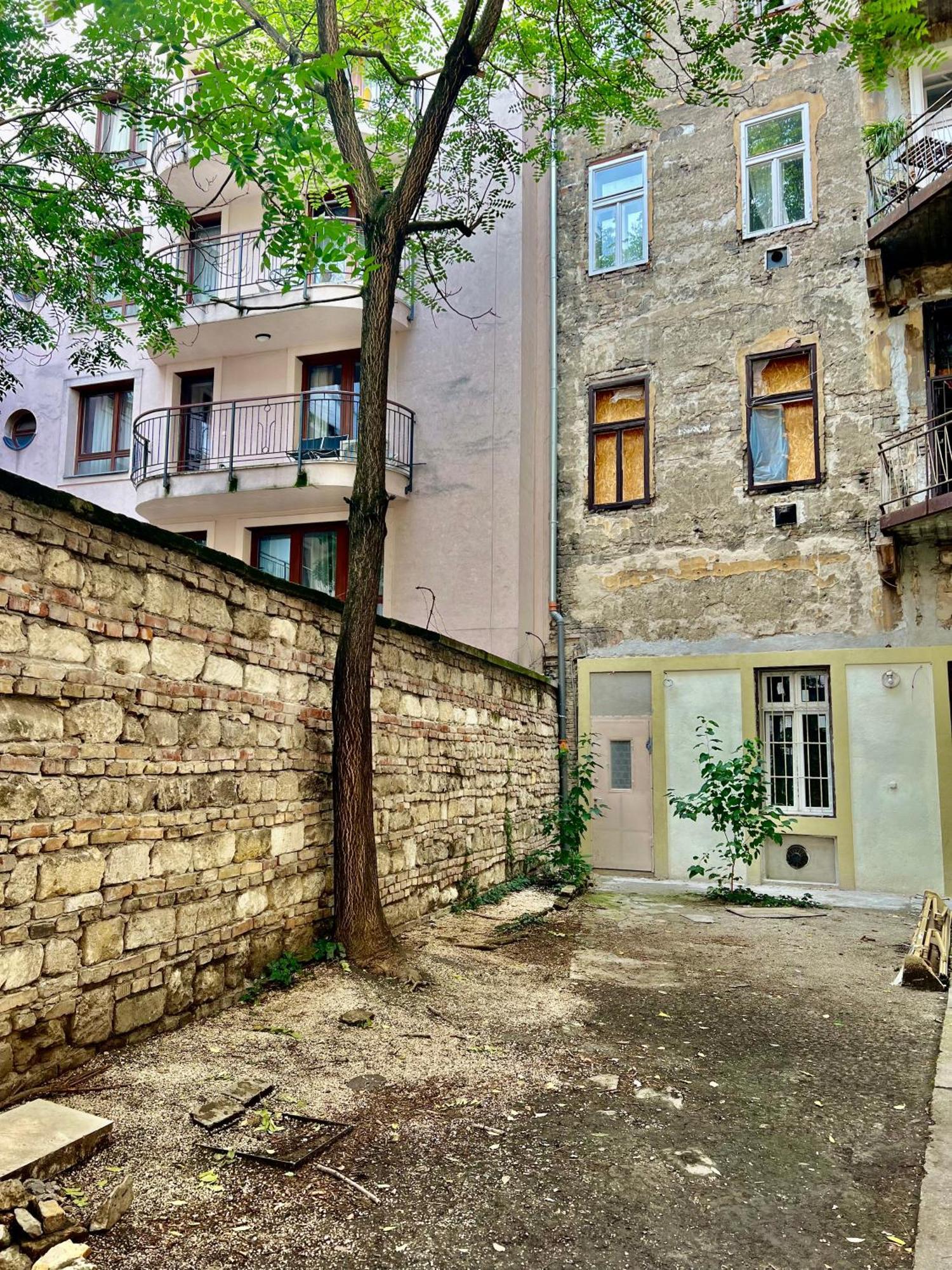 Gozsdu Court Bismarck Apartment Budapest Luaran gambar